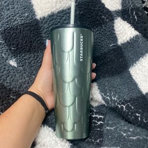 Starbucks metal 2022